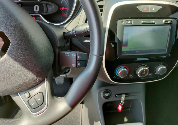 Renault Captur cena 46800 przebieg: 116000, rok produkcji 2018 z Supraśl małe 379